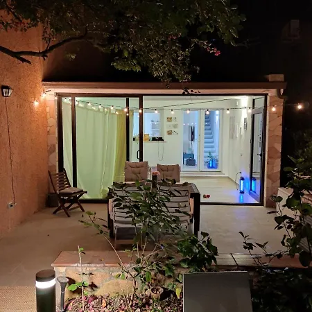 Emerald Calaverde * Fort Village